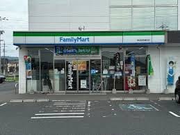 ファミリーマート 神辺町新徳田店(コンビニ)まで667m プレンティー新徳田