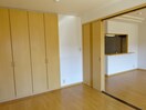 洋室(6.1帖) カサルビア