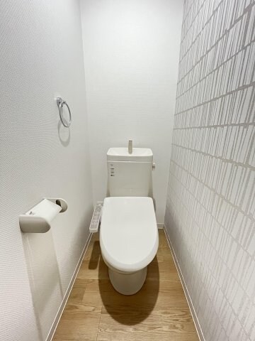  エルキュールB棟