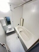  エルキュールB棟