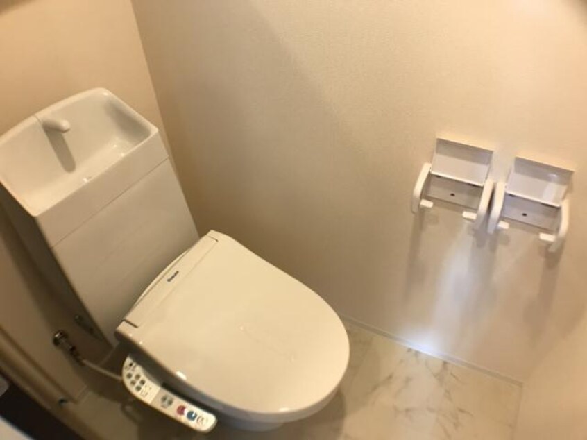 シャワー付トイレ（イメージ） クラポティ新涯