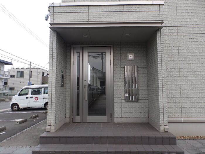  ローゼスポート港町 B棟