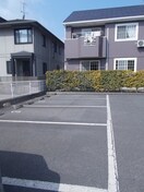  クレストール来山Ｂ