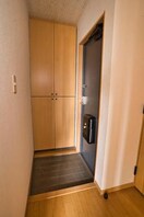  パインヒルズ東深津　A棟