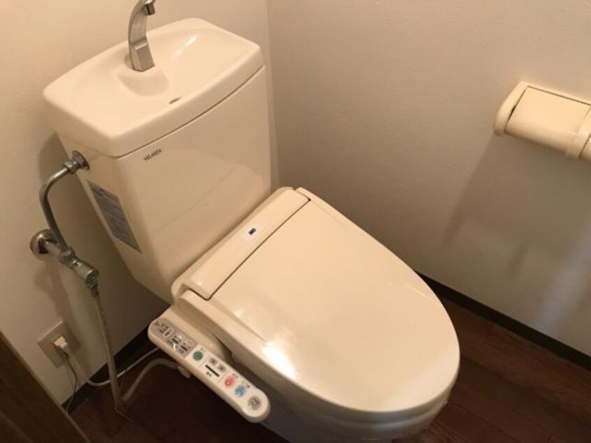 シャワー付トイレ ドルチェ井上