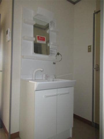  三恵マンションA棟