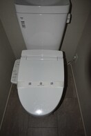  クレスト明治町