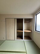  メゾンティアラA棟