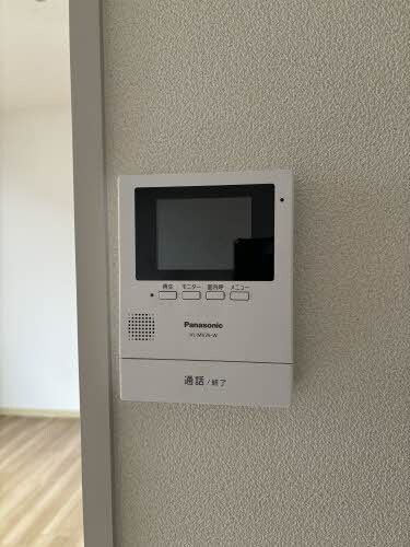  メゾンティアラA棟