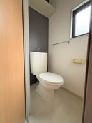  メゾンティアラA棟