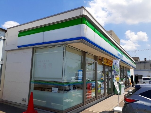 ファミリーマート 福山松浜町店まで350m リヴィスタ