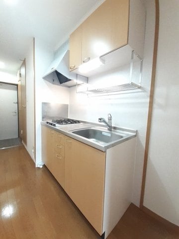  シューテル宝町