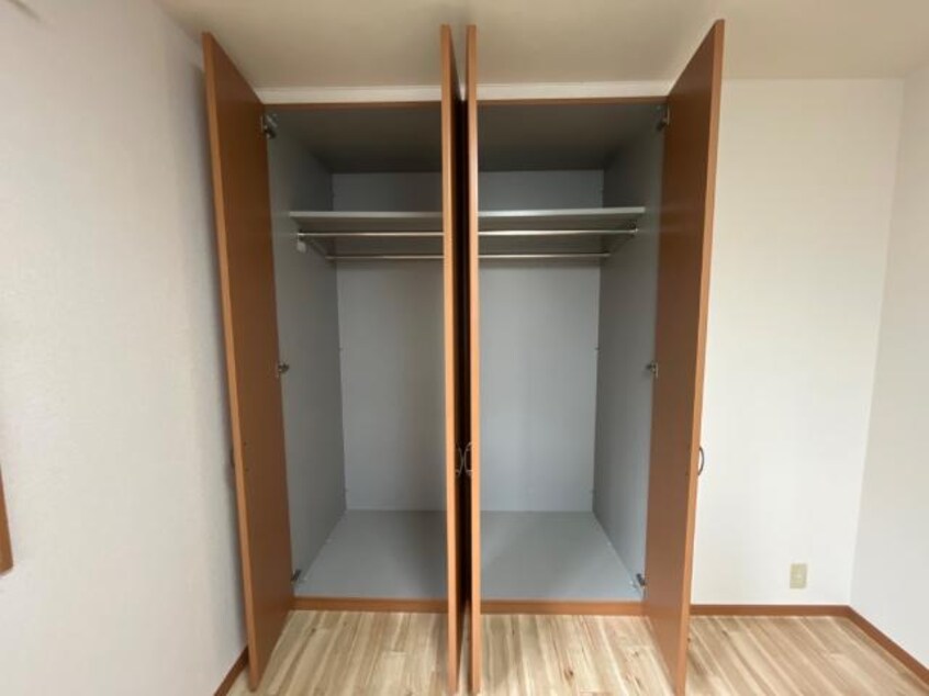 クローゼット サンローズ