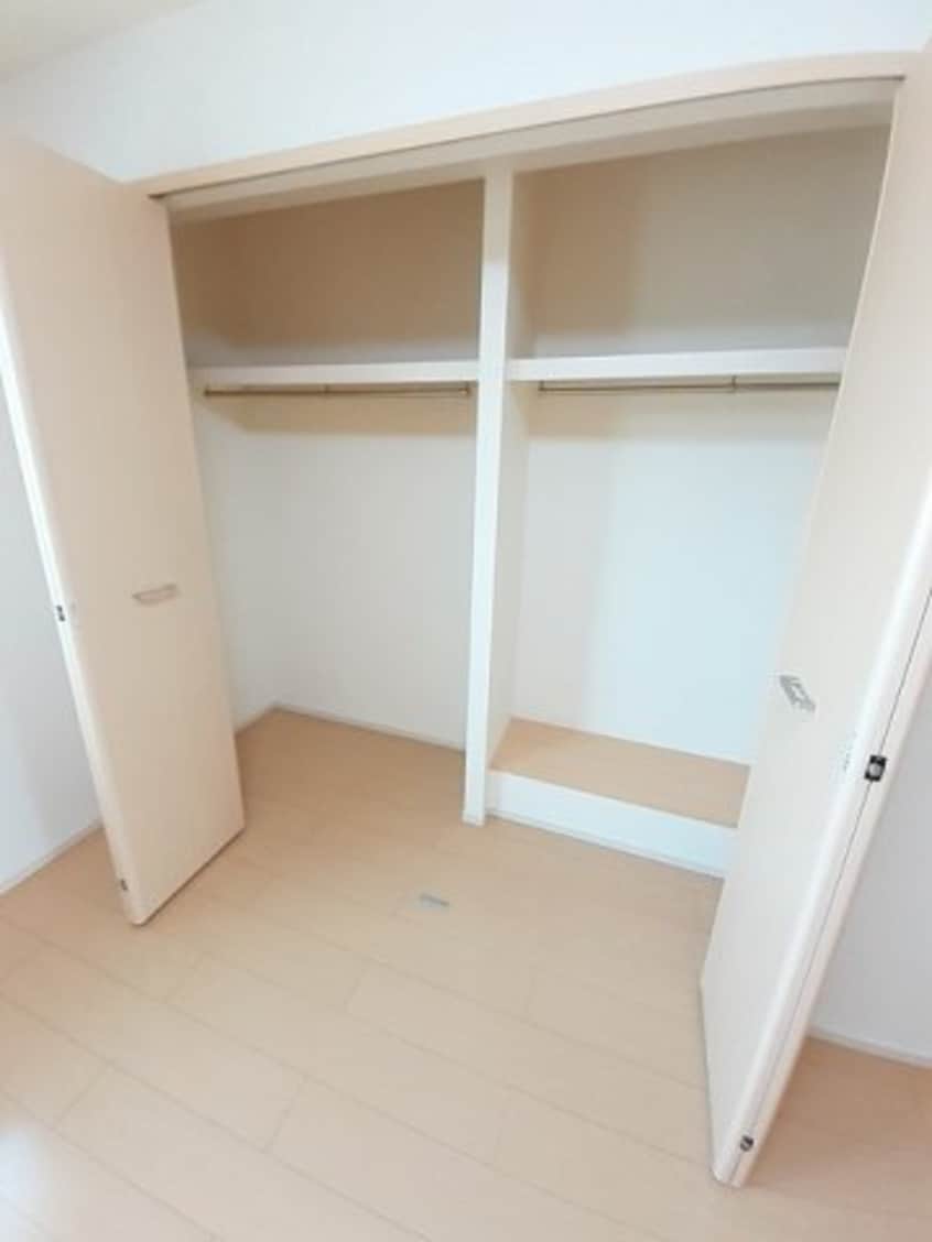  フルール　ドゥ　ロカイユ