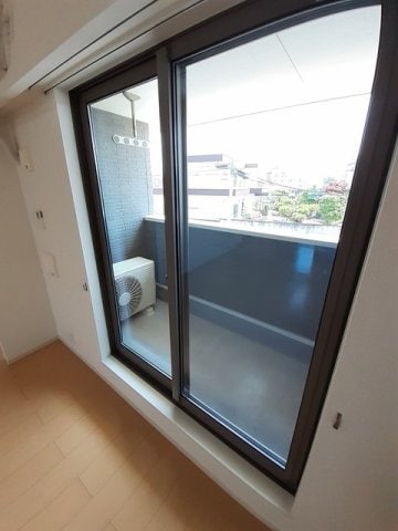  フルール　ドゥ　ロカイユ