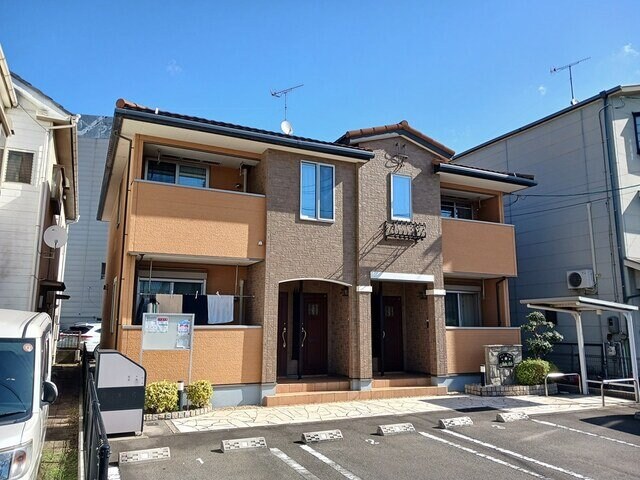  ジョリ　フィユ