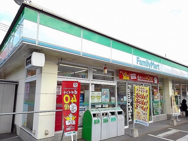 ファミリーマート尾道高須町店まで150m スモールフォレストＢ