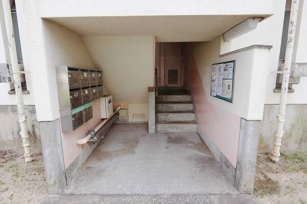  ビレッジハウス新高山2号棟