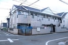 TOMIOの外観