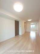  カーサ・ラッフィナートⅡ　Ａ