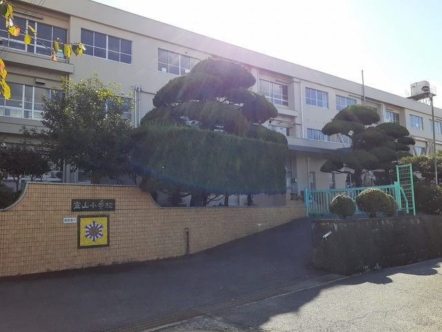 宜山小学校まで1500m ストリート