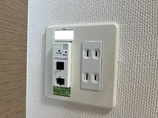 インターネット(Ｗｉ－Ｆｉ付) ローラ