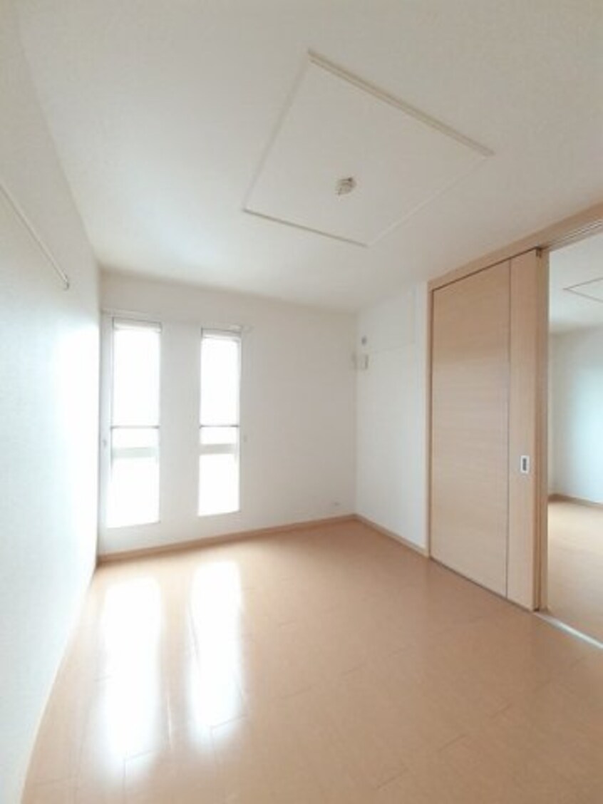  サンリット・スクエアＢ