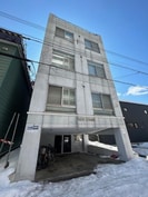 札幌市営地下鉄東西線/西２８丁目駅 徒歩7分 1階 築36年の外観