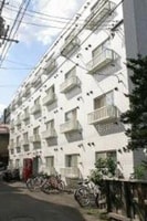 ロイヤルパーク8・12の外観