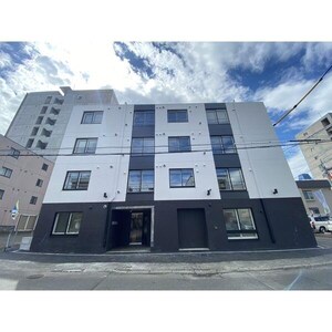 NORTH WING(南8西14MS)