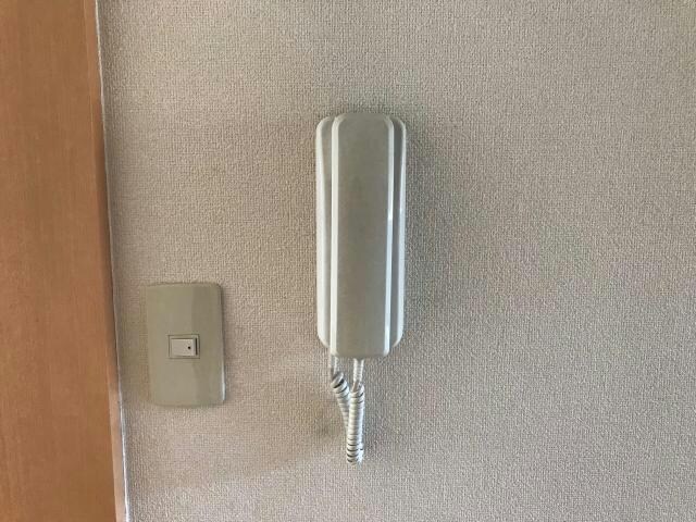 インターホン メゾンベルディ