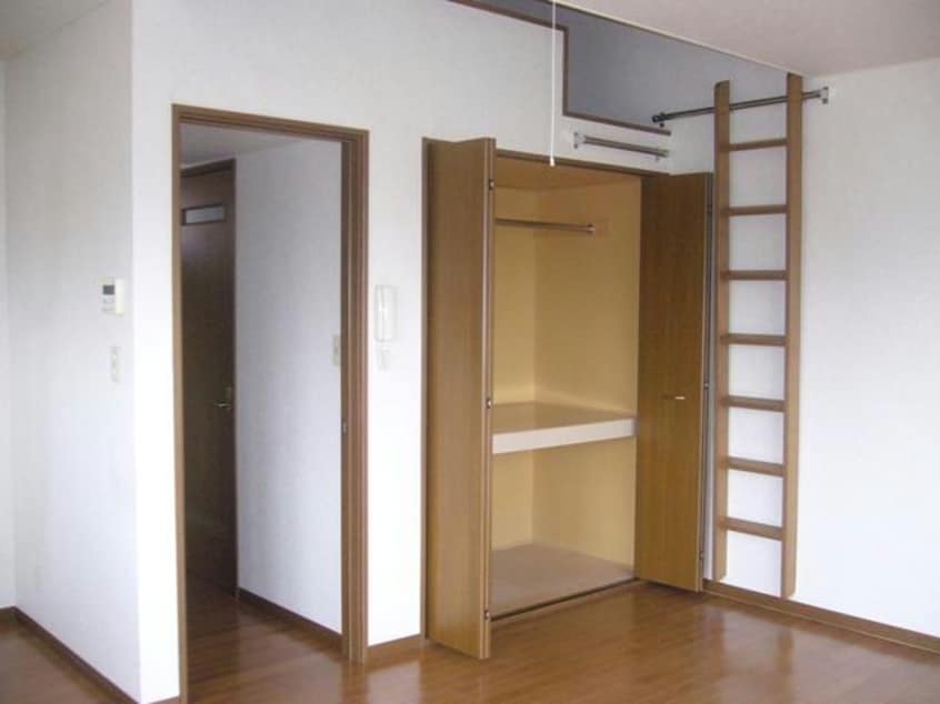  セントラルハウス鳥居B