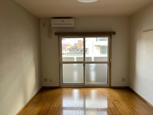  エムズシャルマン