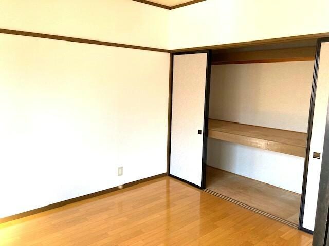  アイリス長岡