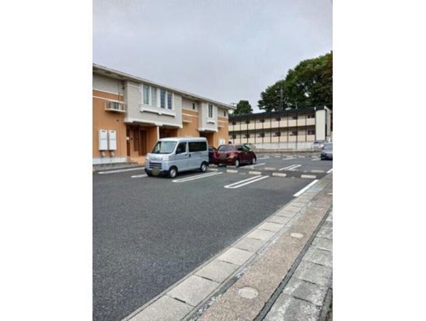 駐車場 ベアヴァーレA