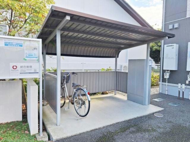 駐輪場 クレディ