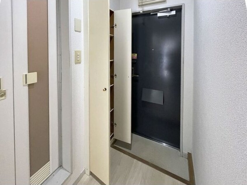  レオパレス港楽