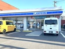 ローソン総合体育館前店(コンビニ)まで828m パルティール笠寺
