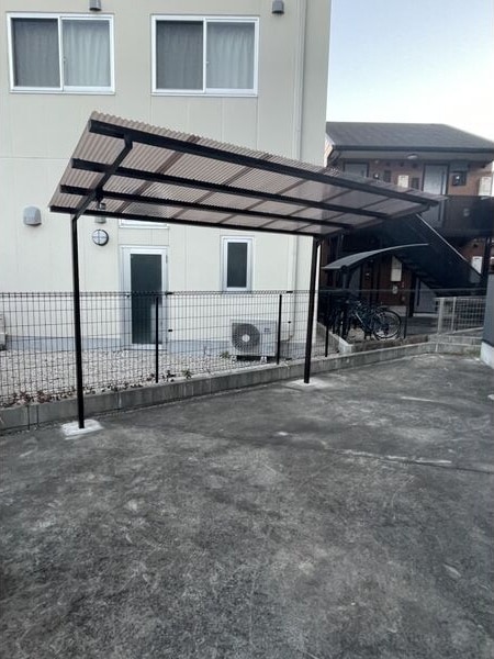 駐輪場です ラポート日比野