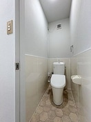 コンパクトで使いやすいトイレです サンハウスマスダ