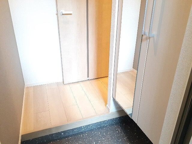 明るい玄関です 一刻館（いっこくかん）