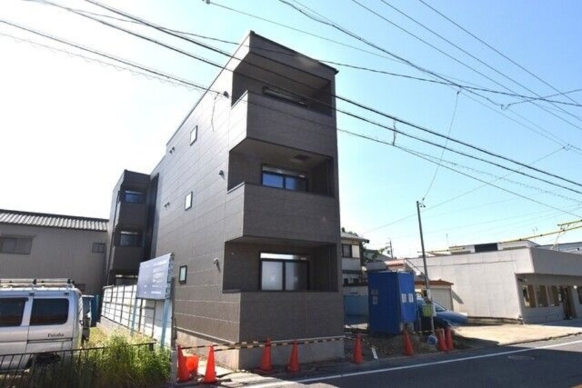 建物外観を気になさる方へ、見た目の良い物件です Ｃｈｅｒｉｍ並木