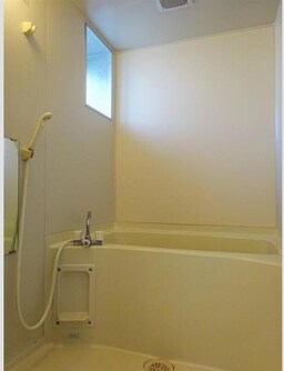 ゆったり過ごせるお風呂です