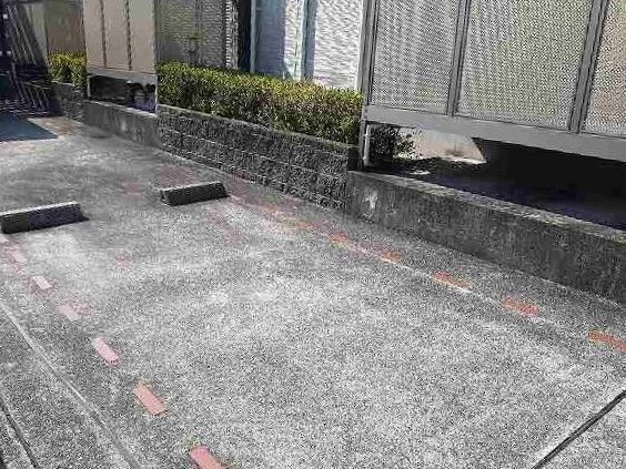 駐車場があるので、車を買う予定の方も安心です シュティル　ブリーゼ