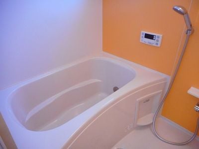 落ち着いた空間のお風呂です エトワール