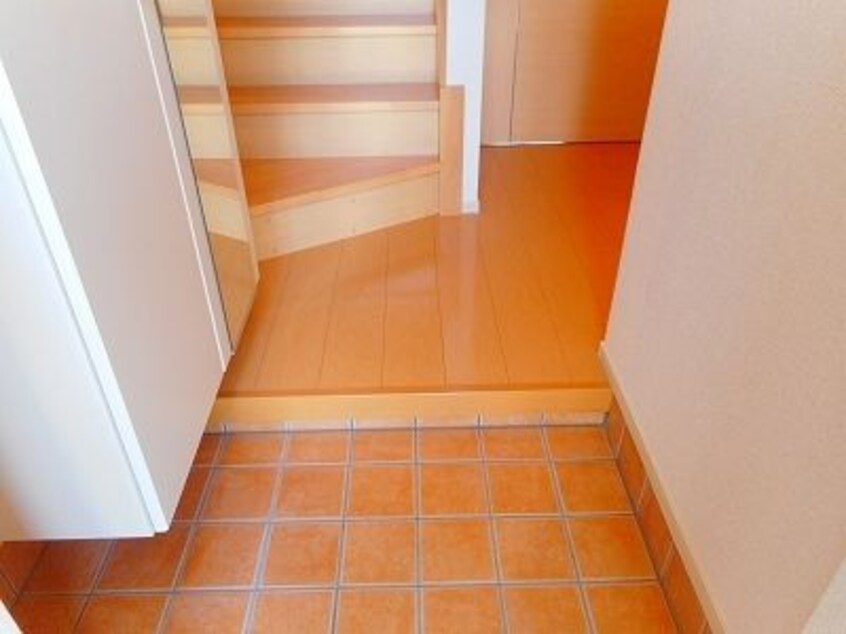 シンプルで使いやすい玄関です エトワール