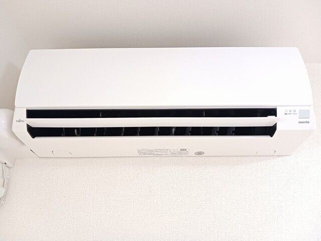 エアコンです アルモニー　Ｗ