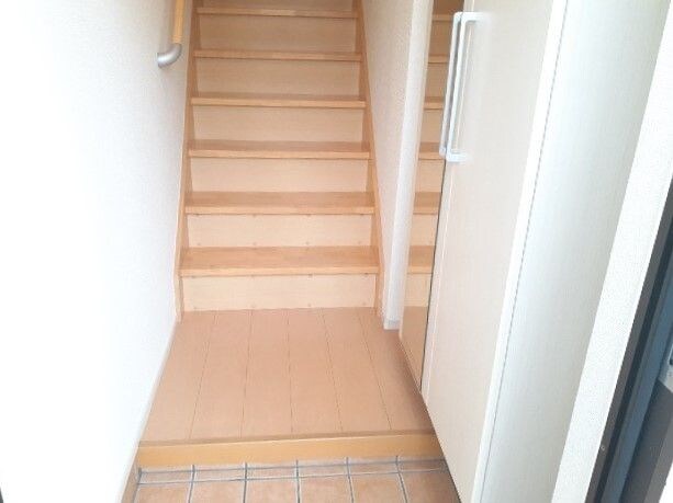 きれいな玄関です アンジュ　錦