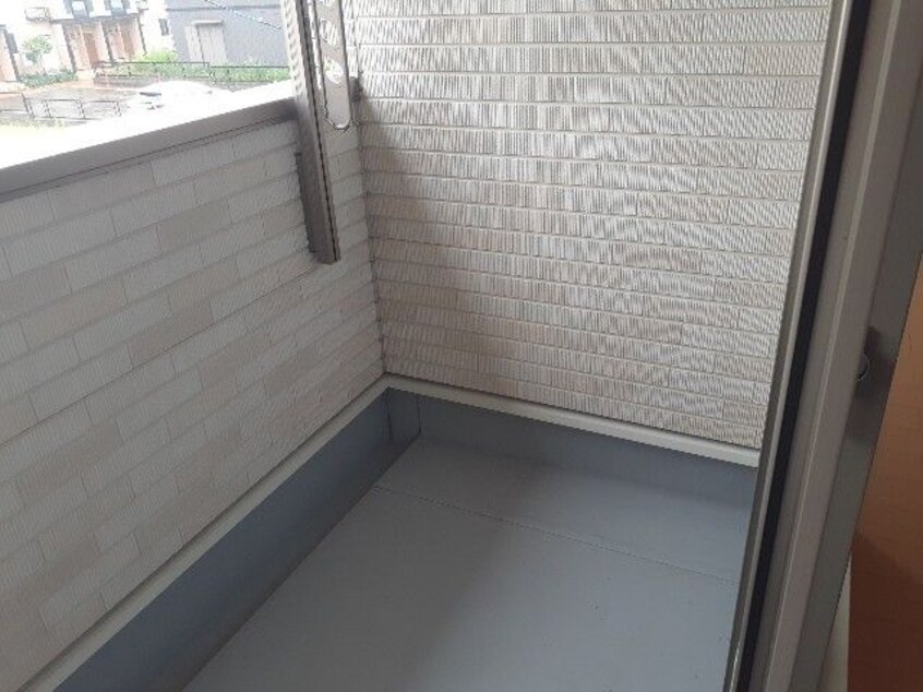 陽当たり良好なバルコニーです アンジュ　錦