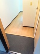 きれいな玄関です リバージュA